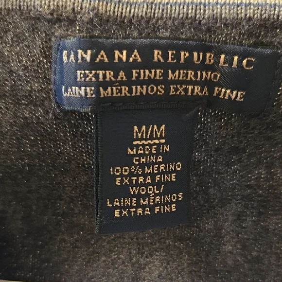 Banana Republic Dark Gray Merino Wool V-Neck Sweater - Picture 2 of 4